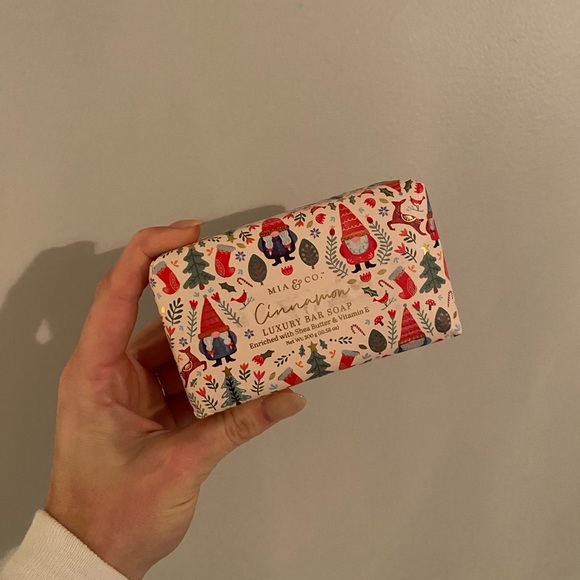❤️‍🔥3/$15❤️‍🔥 Cinnamon Soap Bar - Picture 1 of 2